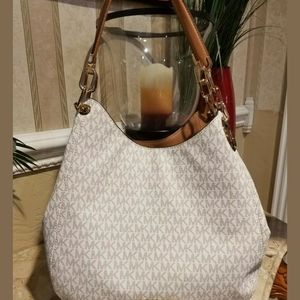 NEW MK lillie signature chain shoulder tote